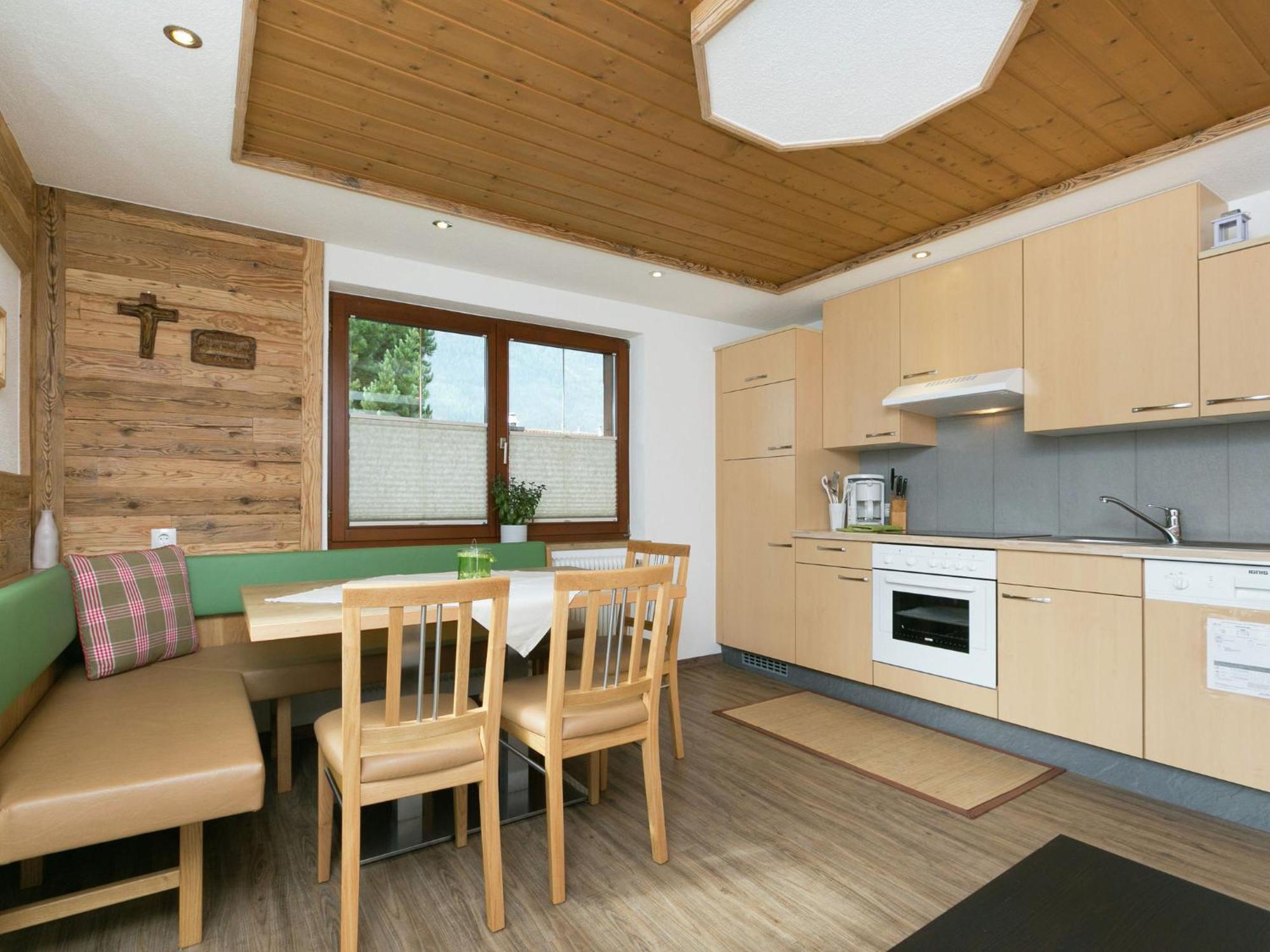 Modern Apartment In Langenfeld Near Ski Area Eksteriør bilde