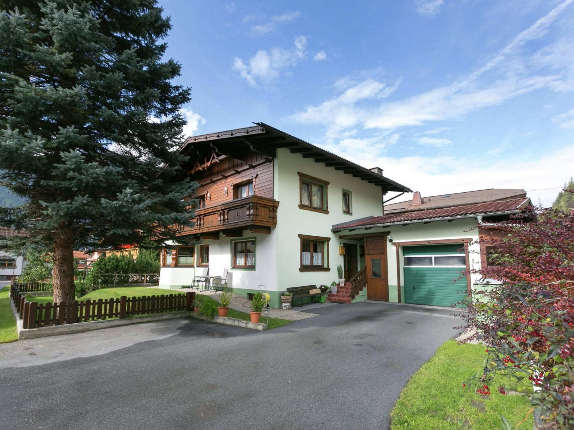 Modern Apartment In Langenfeld Near Ski Area Eksteriør bilde